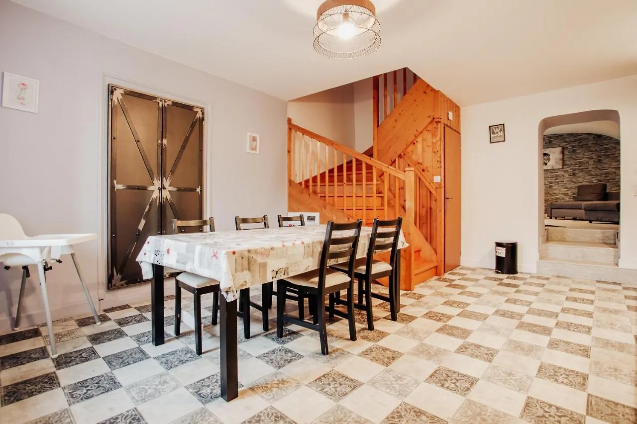 Holiday home Maison Conviviable 3 Vallees Novallay